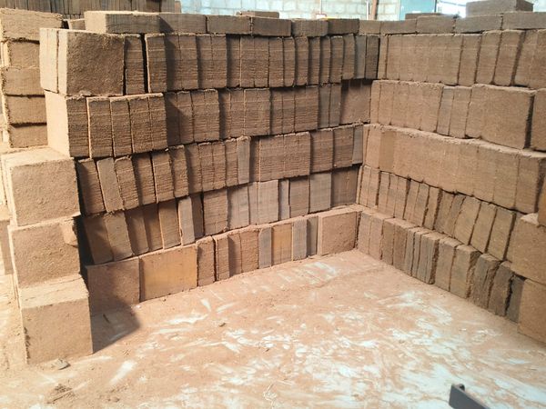 Coco Peat Blocks Corner Stack